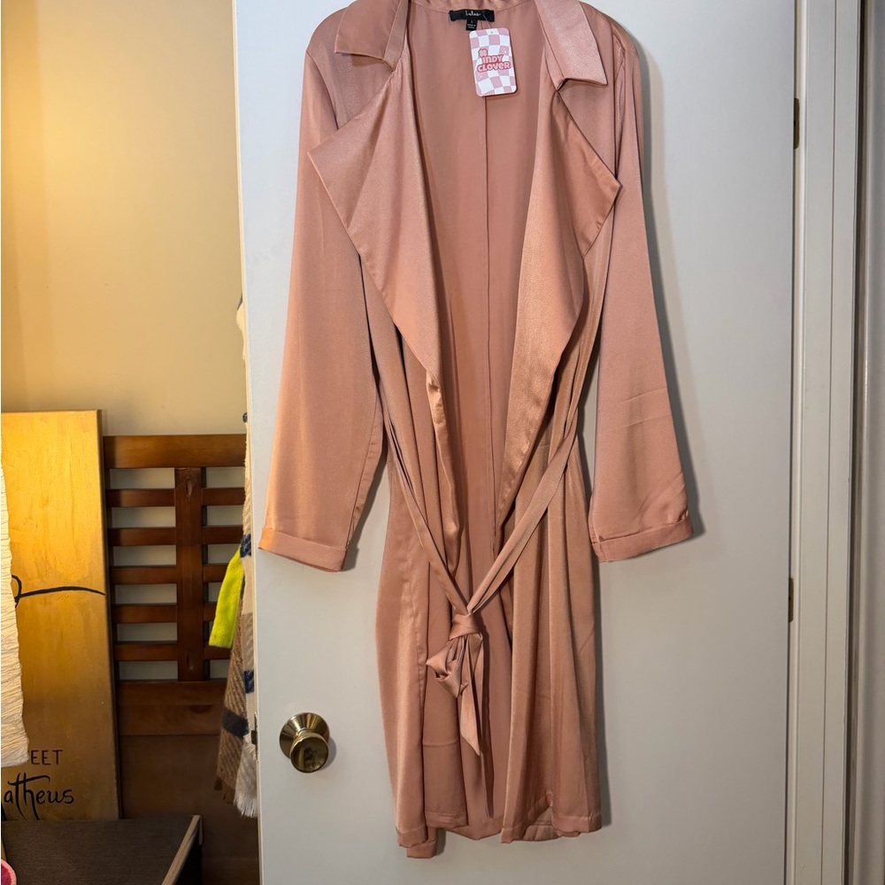 Lulu's silky Pink Trench Coat